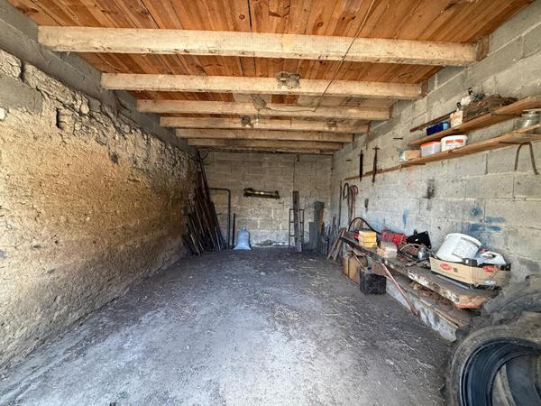 A vendre -Corps de ferme - 118m² - 6 pièces -Doué En Anjou - D5928