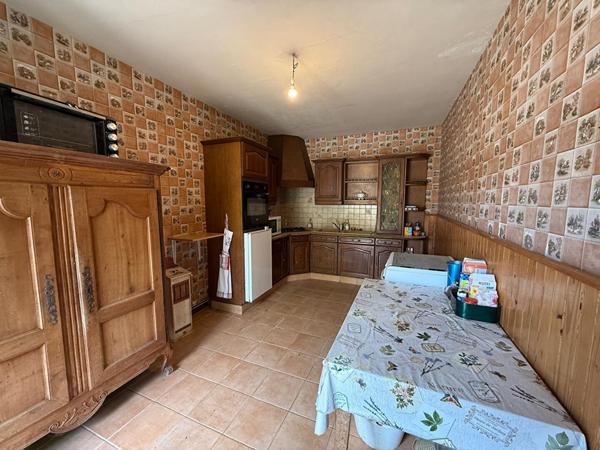 A vendre -Corps de ferme - 118m² - 6 pièces -Doué En Anjou - D5928