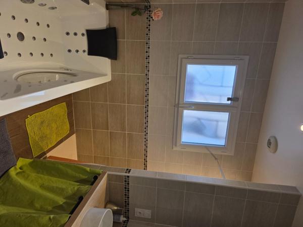 MAISON FAMILIALE RÉNOVÉE – 4 PIÈCES – 107 M² – TERRAIN 785 M² – BERGERAC