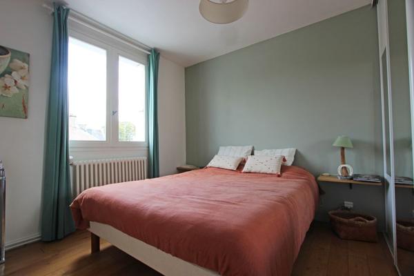 UNE JOLIE MAISON FAMILIALE, SUR KERLAGATU. -
