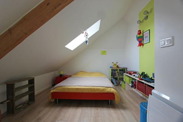 UNE JOLIE MAISON FAMILIALE, SUR KERLAGATU. -