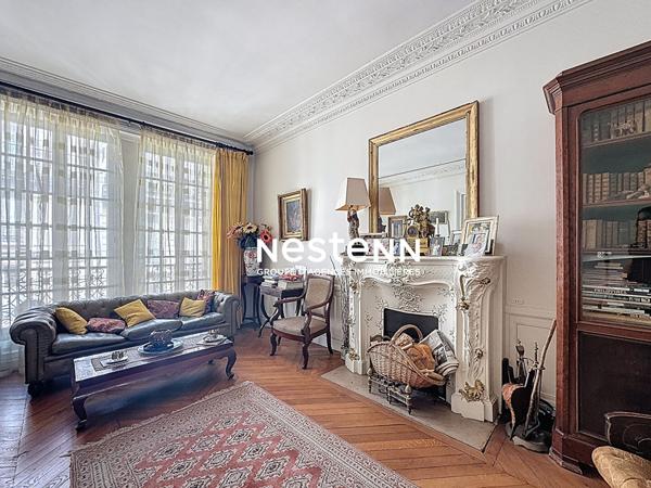 Appartement de Prestige. 136 m² Traversant , 3e Étage avec Ascenseur, Secteur Carnot / Paris 17e