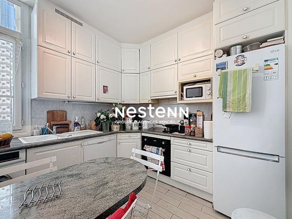 Appartement de Prestige. 136 m² Traversant , 3e Étage avec Ascenseur, Secteur Carnot / Paris 17e