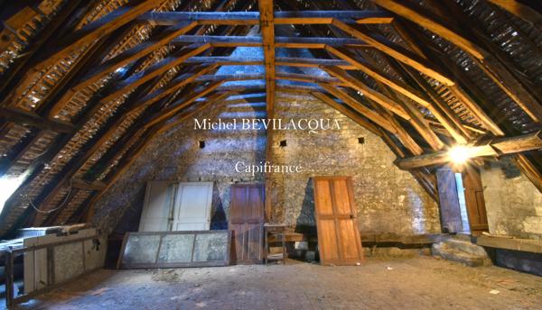 Propriété (inscrit MH)à vendre NEVERS (58) La prestigieuse Maison du Prieur au coeur historique de NEVERS à réabiliter.