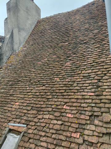 Propriété (inscrit MH)à vendre NEVERS (58) La prestigieuse Maison du Prieur au coeur historique de NEVERS à réabiliter.