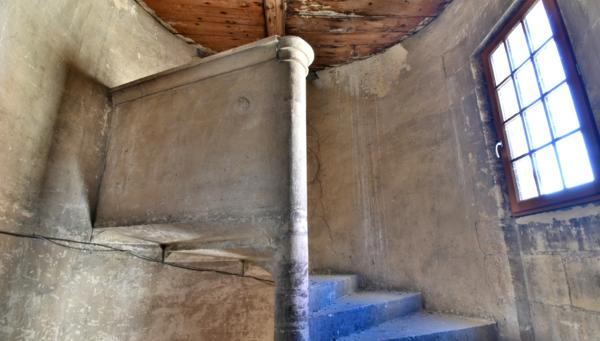 Propriété (inscrit MH)à vendre NEVERS (58) La prestigieuse Maison du Prieur au coeur historique de NEVERS à réabiliter.