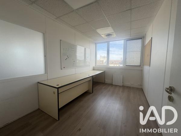 Bureaux à vendre 210 m² Le Kremlin-Bicêtre