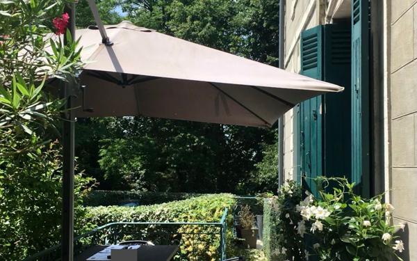 Appartement à vendre    6 pièces •  Narrosse