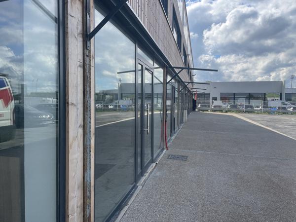 A LOUER BEAUVAIS - 100 À 300 M2 DE BUREAUX REFAITS À NEUFS