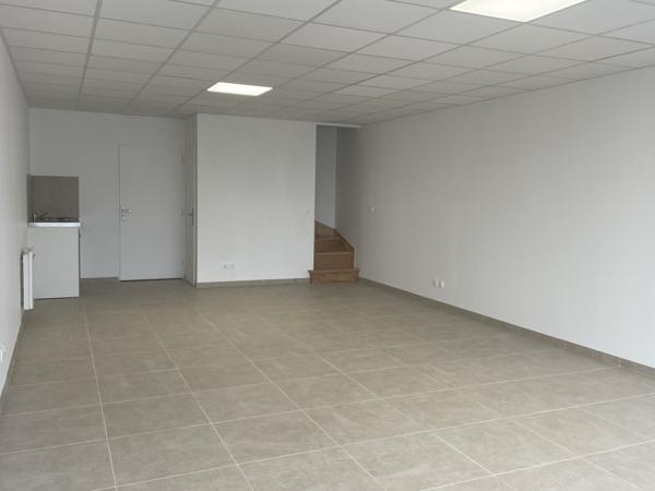 A LOUER BEAUVAIS - 100 À 300 M2 DE BUREAUX REFAITS À NEUFS