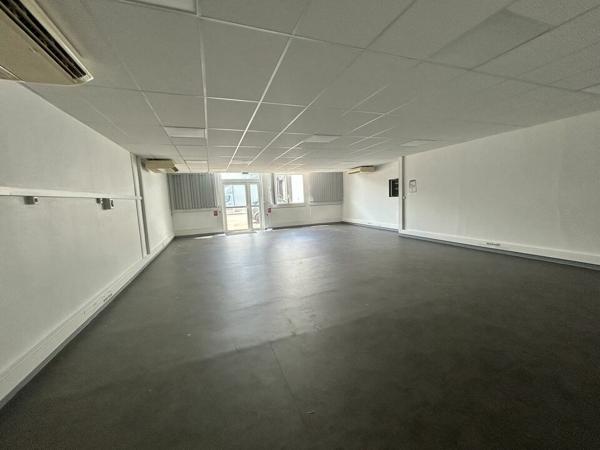 Châtenoy le Royal Zone Verte - Proximité échangeur Nord - Bureaux 100 m² à louer