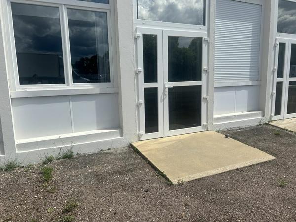 Châtenoy le Royal Zone Verte - Proximité échangeur Nord - Bureaux 100 m² à louer
