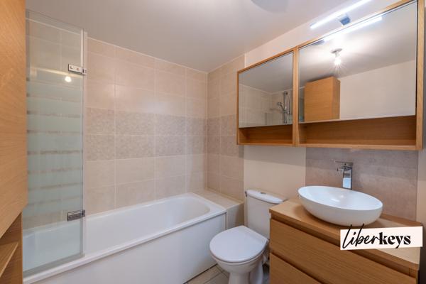 Proche Plaisir - Duplex 4 pièces de 91 m² avec terrasse et deux parkings