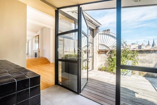 Bordeaux Jardin Public – Duplex d’exception · Dernier étage · 153 m² · Terrasse · Garage · Ascenseur privatif