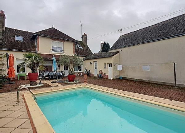 Maison à vendre    5 pièces •  Selles-sur-Cher