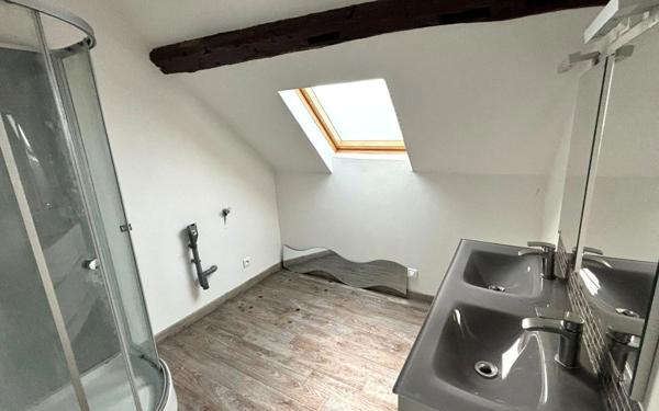 Appartement à vendre    3 pièces • 59,58 m2 Laon