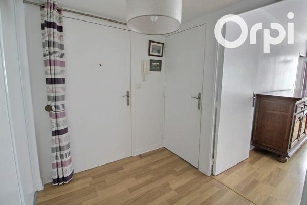 Appartement à louer    3 pièces • 70,17 m2 Montigny-le-Bretonneux