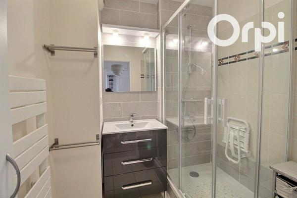 Appartement à louer    3 pièces • 70,17 m2 Montigny-le-Bretonneux
