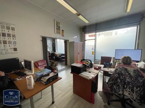 Local commercial à vendre 74m²