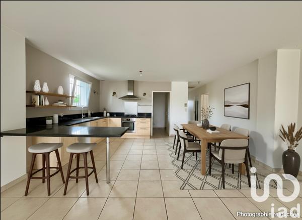 Maison à vendre 4 pièces 140 m² Villemade