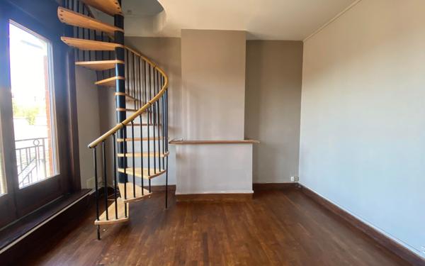 Appartement à louer    3 pièces •  Armentières