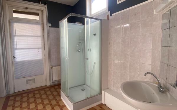 Appartement à louer    3 pièces •  Armentières