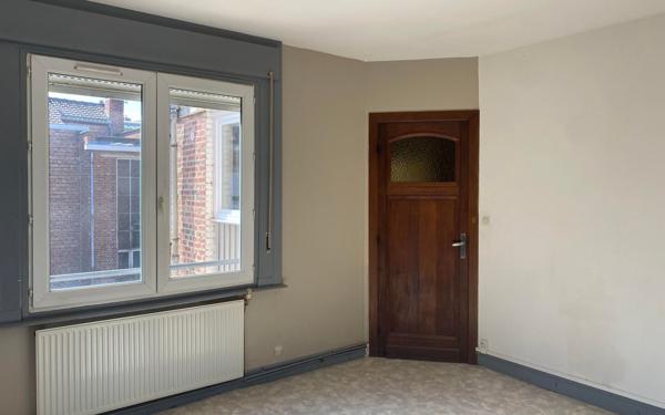 Appartement à louer    3 pièces •  Armentières