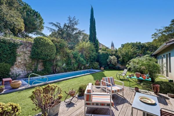 Vente Maison de luxe Villeneuve-lès-Avignon 5 Pièces 196 m²