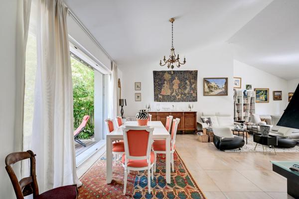 Vente Maison de luxe Villeneuve-lès-Avignon 5 Pièces 196 m²