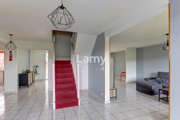 Maison familiale , garage, jardin