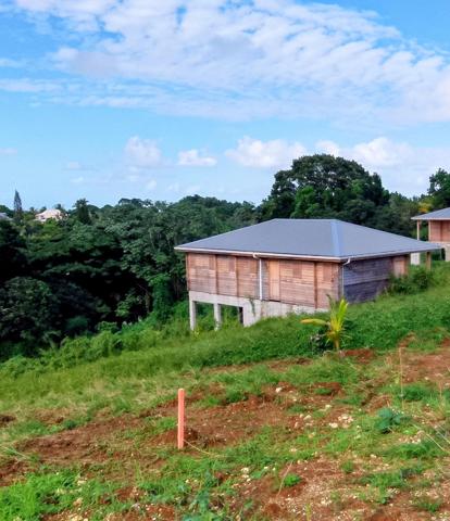 PETIT BOURG en GUADELOUPE Maison à vendre F4