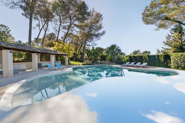 Vente Bastide Mouans-Sartoux 13 Pièces 540 m²