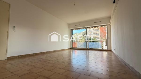 Appartement T3 - Terrasse - Box Fermé - Ascenseur