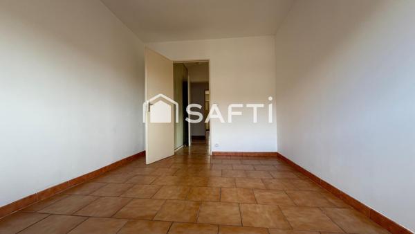 Appartement T3 - Terrasse - Box Fermé - Ascenseur