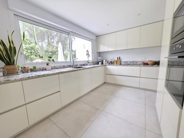 Maison à vendre |  Saint-Clément-de-Rivière |  6 pièces | 174 m²