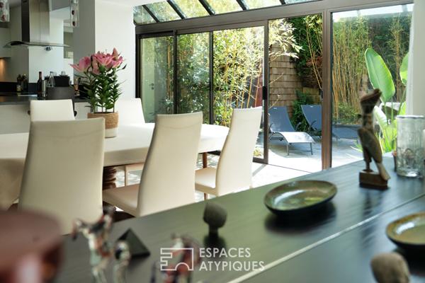 Maison baignée de lumière