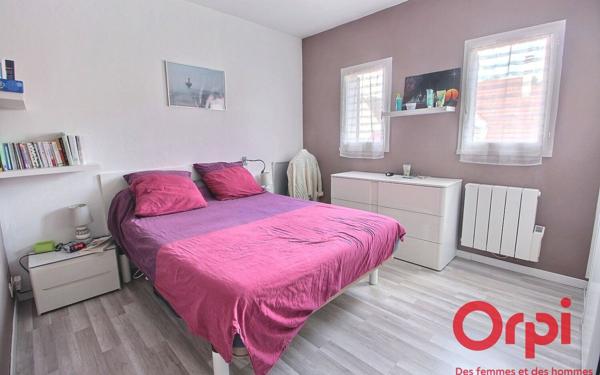 Maison à vendre    5 pièces •  Montigny-le-Bretonneux