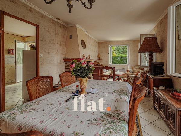 Maison
                                                                                                                                                                                                                                                                                                                        4 pièce(s)                                                                                                                                                                                                          2 chambre(s)                                                                                                                                                                                                          90  m²