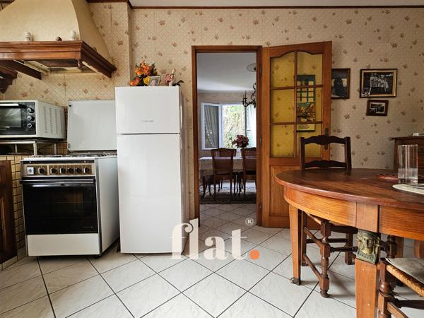 Maison
                                                                                                                                                                                                                                                                                                                        4 pièce(s)                                                                                                                                                                                                          2 chambre(s)                                                                                                                                                                                                          90  m²