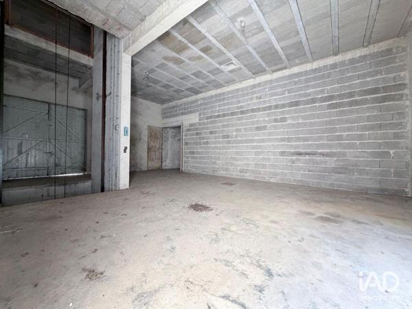 Hangar à vendre 360 m² La Neuville-aux-Larris