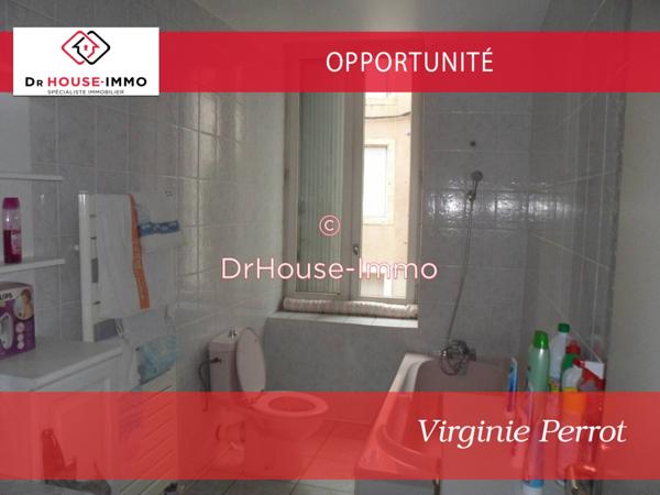 Immeuble à vendre 15 pièces de 550 m²