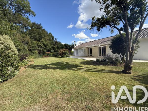 Maison à vendre 6 pièces 140 m² Santeny