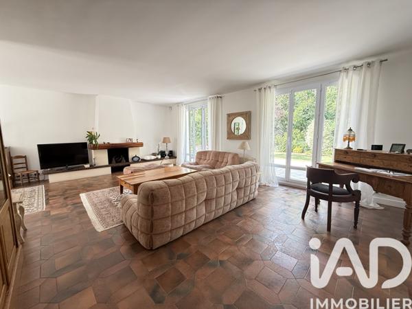 Maison à vendre 6 pièces 140 m² Santeny