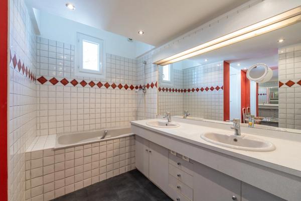 Saint-Cloud - Quartier Montretout – Maison familiale – 192 m²