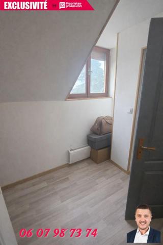 Maison avec garage et cour ? Idéal investissement locatif ? Rentabilité 11,2 %