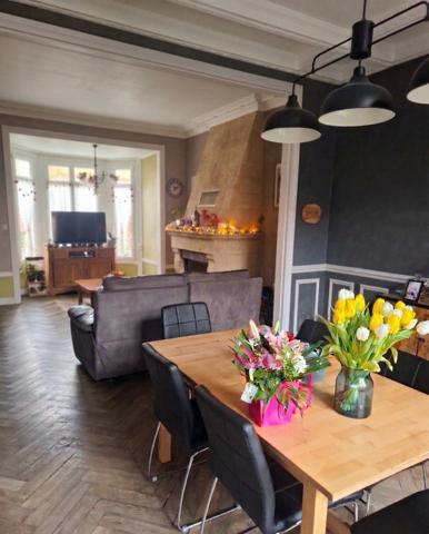 Belle bourgeoise 1930 idéalement située