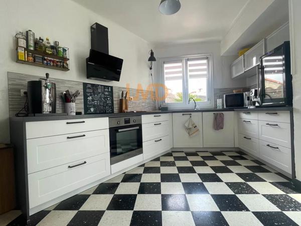 Maison de village 5 pièces garage + terrasses