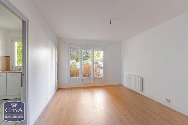 Appartement à vendre 1 pièce 27.96m² Blois (41000)