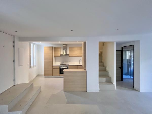 Marseille (13004) Maison de ville T4 entièrement rénovée - 13004 Marseille