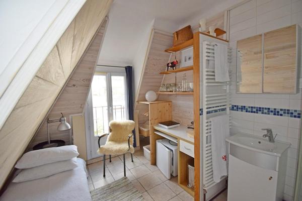 Charmante chambre de service - Auteuil Paris 16e